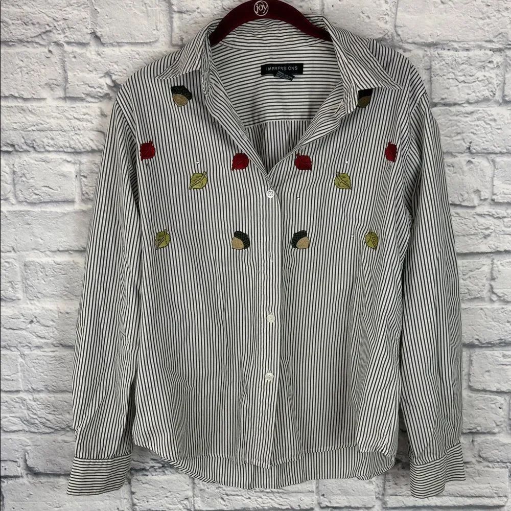 Impressions Gray and White Striped Shirt Embroidered Fall Acorn Size 10